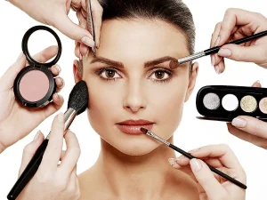 آزاده جهان گریم حرفه‌ ای در تهران سعادت آباد